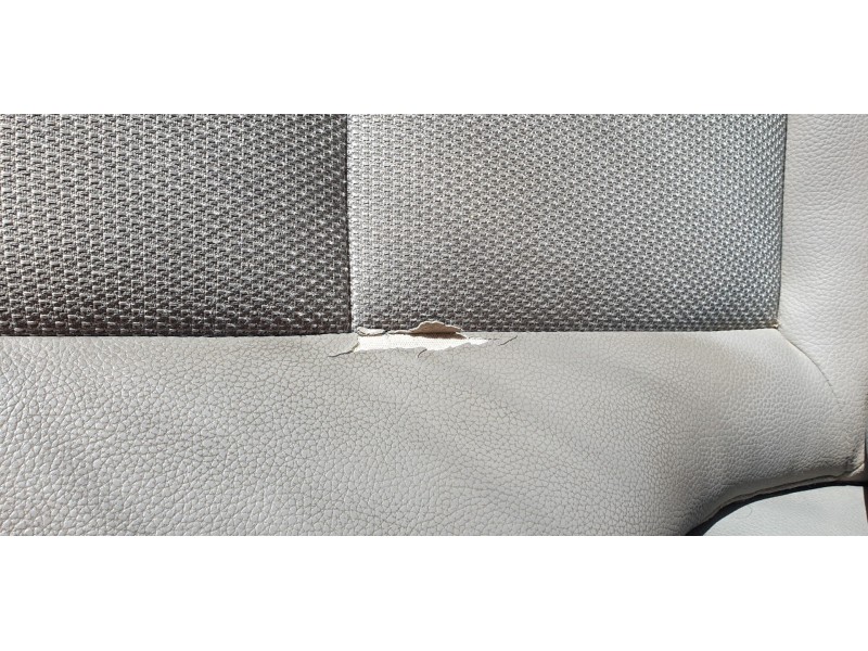 Recambio de juego asientos completo para mercedes-benz clase c (w204) berlina 2.2 cdi cat referencia OEM IAM A2049108900  