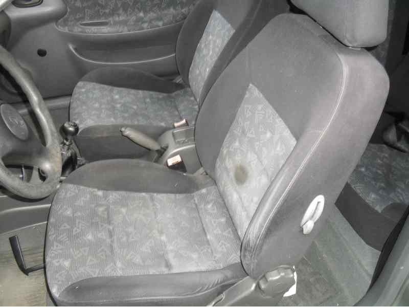 daewoo lanos del año 2001