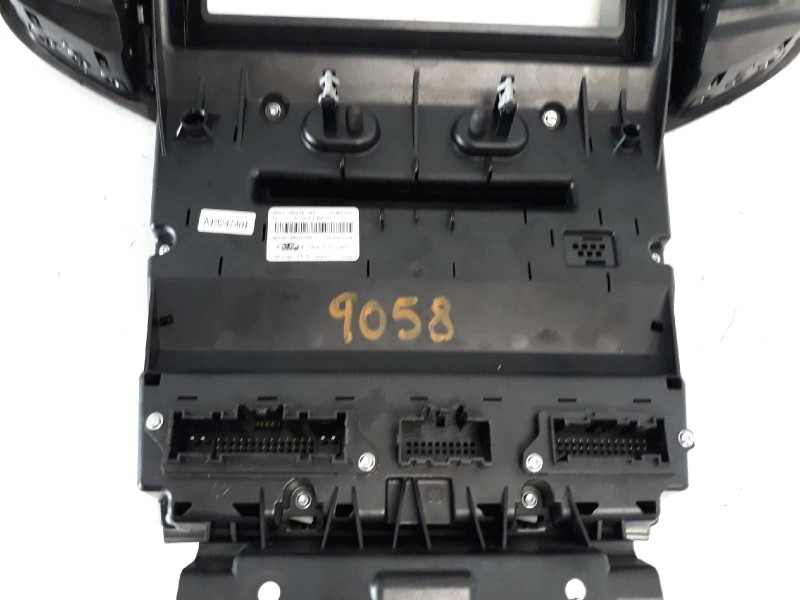 Recambio de mando climatizador para ford s-max titanium referencia OEM IAM HM2T18E245AGB  