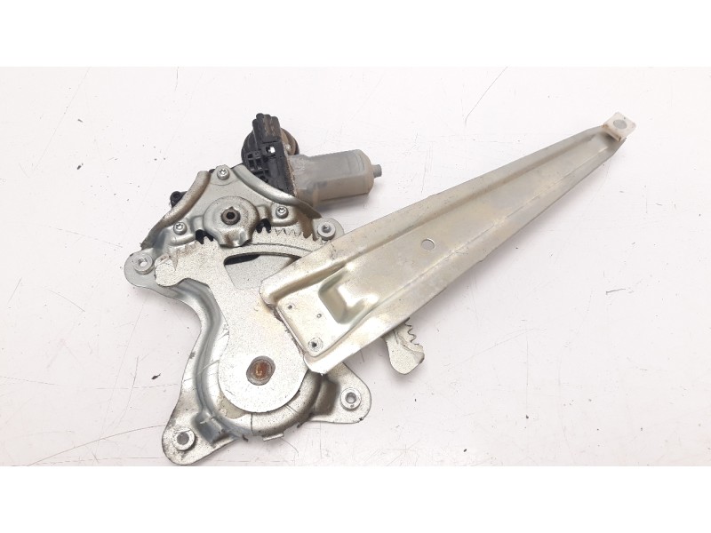 Recambio de elevalunas trasero derecho para toyota rav 4 (a3) 2.2 d-cat referencia OEM IAM 6980342040  