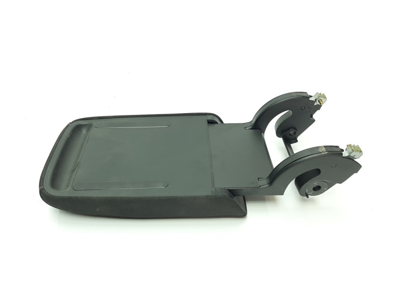 Recambio de apoyabrazos central para volkswagen golf vii sportsvan sport bluemotion tech referencia OEM IAM 510864207  