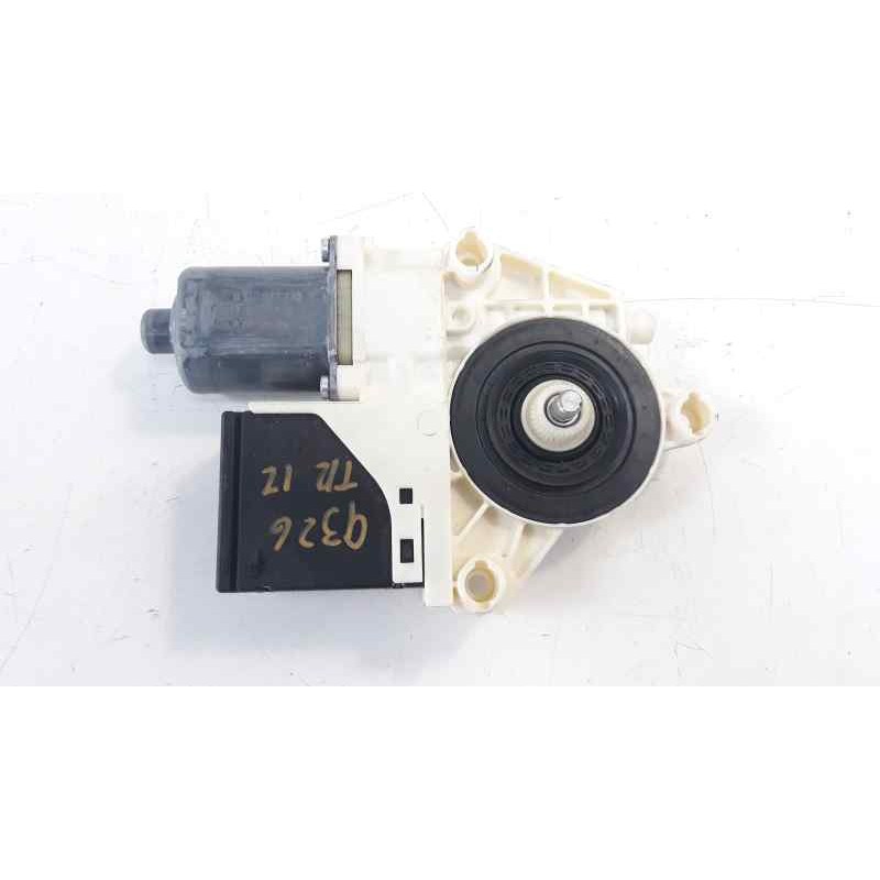 Recambio de motor elevalunas trasero izquierdo para renault megane iii sport tourer dynamique referencia OEM IAM 827310185R  