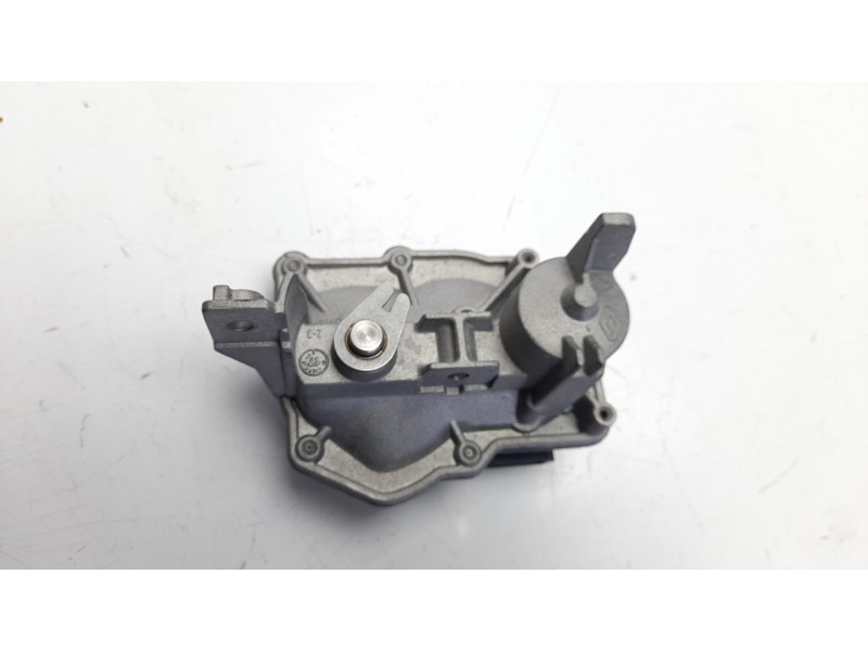 Recambio de caja mariposa para nissan pulsar (c13) acenta referencia OEM IAM 147B08010R  