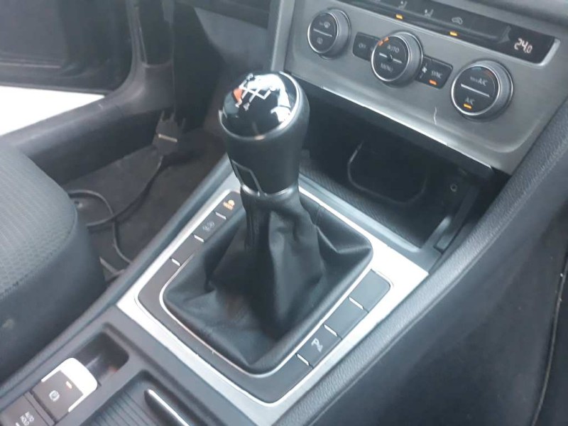 Recambio de palanca cambio para volkswagen golf vii variant (bv5) advance bmt referencia OEM IAM 5Q0711061  