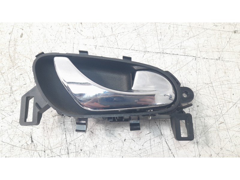 Recambio de maneta interior delantera derecha para nissan qashqai (j11) tekna referencia OEM IAM 806704EA1A  