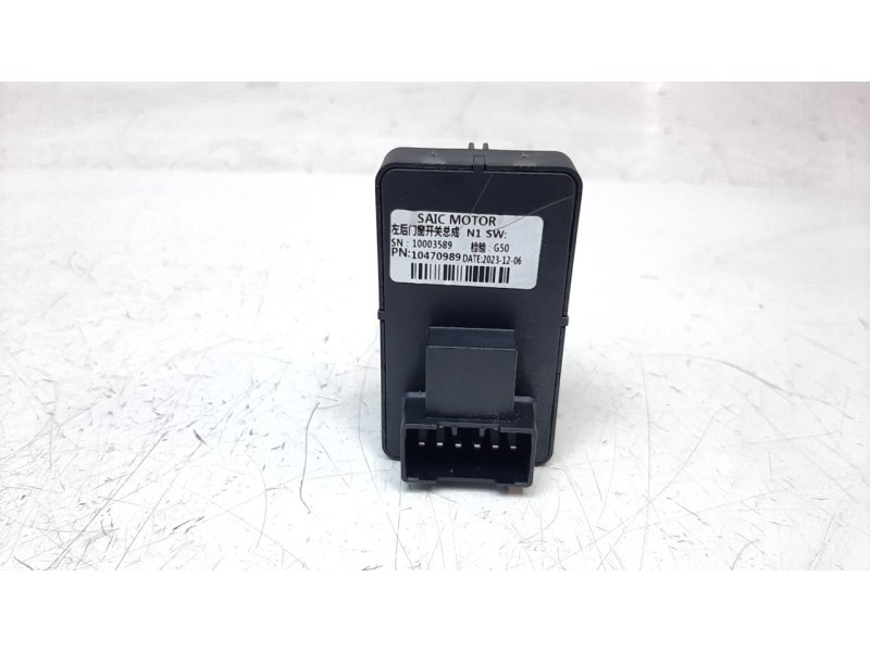 Recambio de mando elevalunas trasero izquierdo para mg zs comfort referencia OEM IAM 10470989  