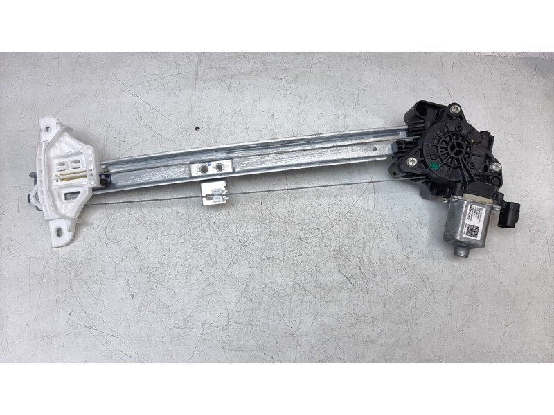 Recambio de elevalunas trasero izquierdo para hyundai bayon bayon referencia OEM IAM 83450Q0000  