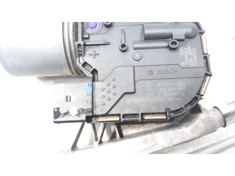 Recambio de motor limpia delantero para audi a4 avant (8w5) sport edition referencia OEM IAM 8W1955119  