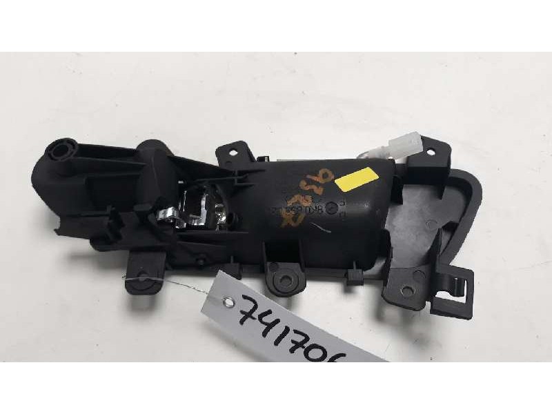 Recambio de maneta interior trasera derecha para audi a4 ber. (b8) basis referencia OEM IAM 8K0839020E  