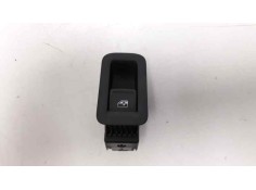 MANDO ELEVALUNAS DELANTERO DERECHO GVW8340 