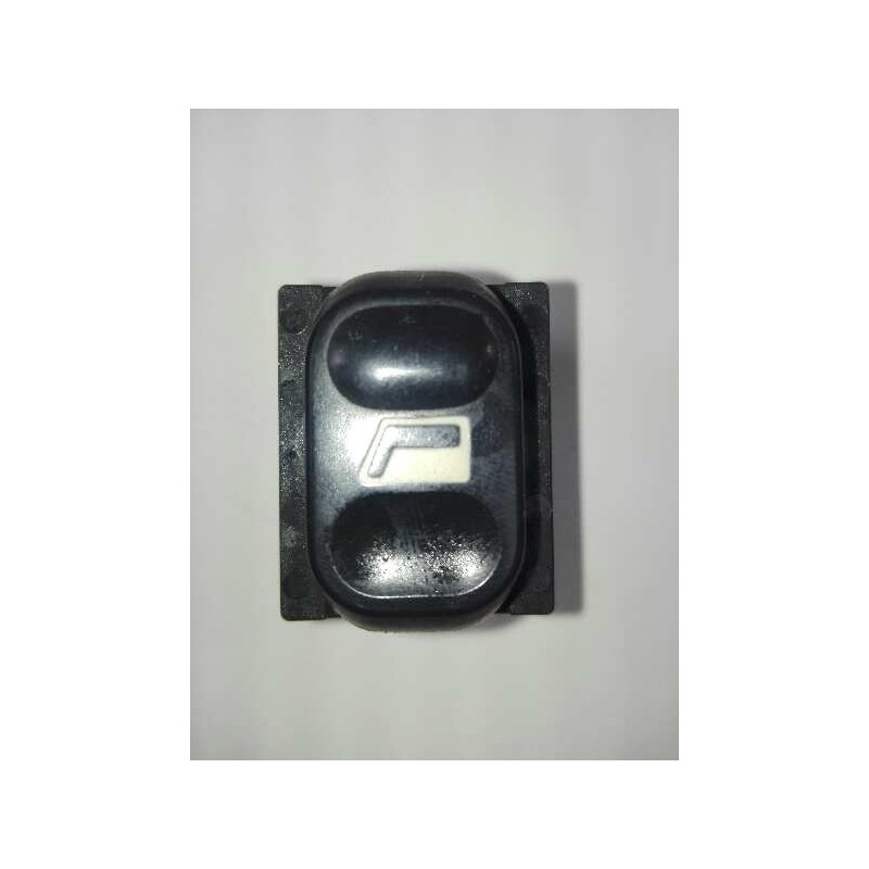 Recambio de mando elevalunas delantero izquierdo para citroen xantia berlina 2.0 hdi 90/110 attraction referencia OEM IAM   