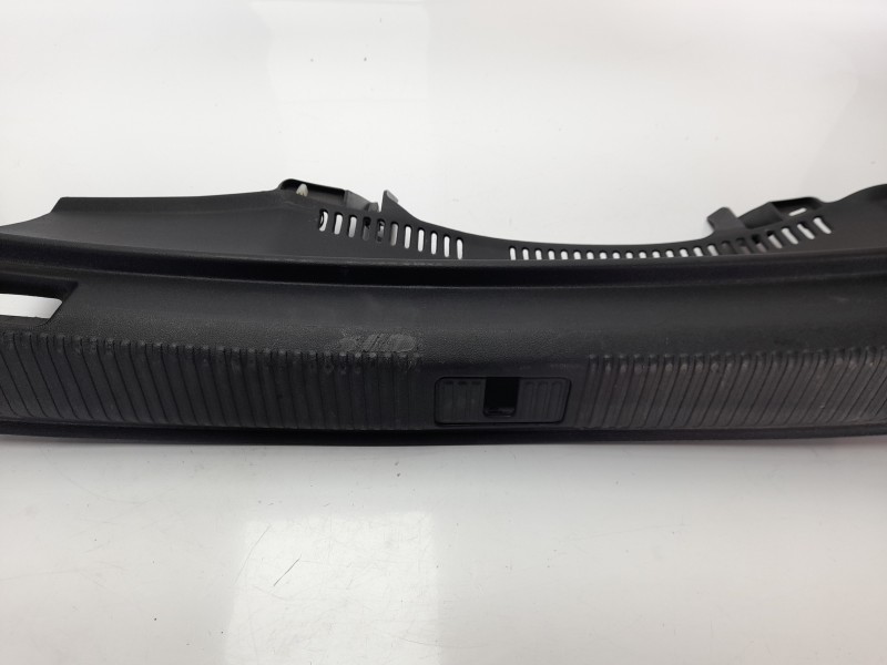 Recambio de moldura para audi a1 sportback (8xf) adrenalin referencia OEM IAM 8X0863459  