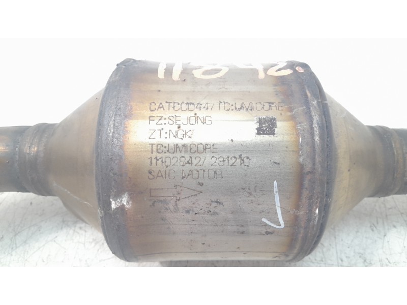Recambio de catalizador para mg zs comfort referencia OEM IAM 11102842  