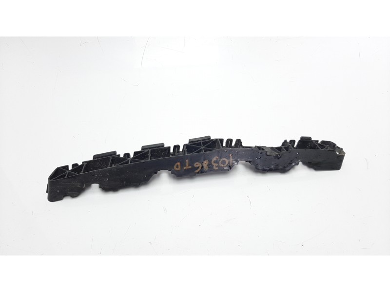 Recambio de moldura para hyundai tucson 2.0 crdi cat referencia OEM IAM 86616D7000  