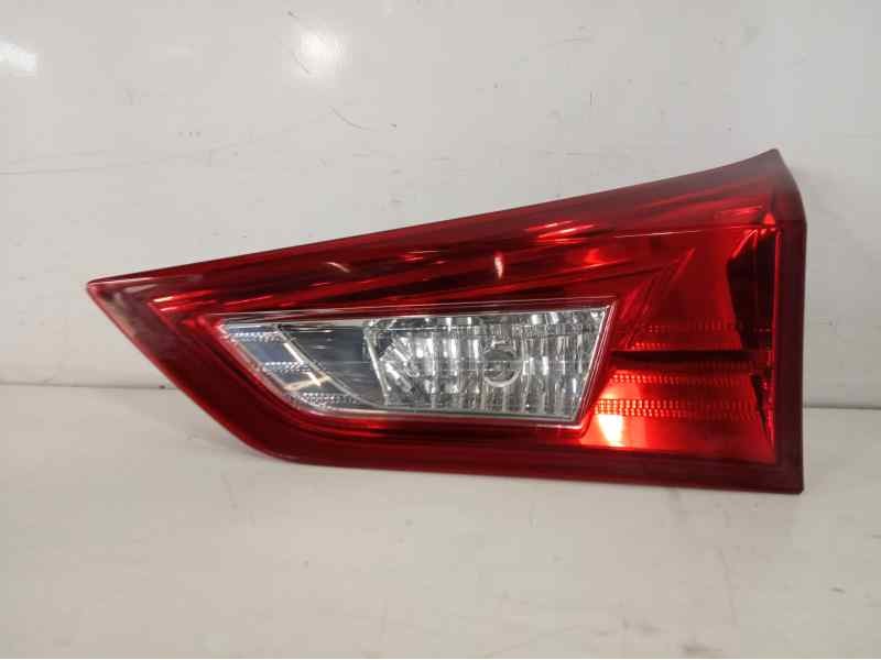 Recambio de piloto trasero derecho para toyota auris touring sports (e18) hybrid active referencia OEM IAM 05180288  