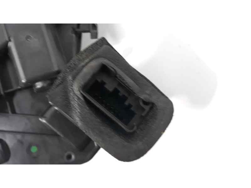 Recambio de cerradura puerta trasera derecha para volkswagen golf vii variant (bv5) advance bmt referencia OEM IAM 5K4839016Q  