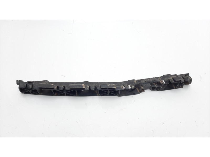 Recambio de moldura para hyundai tucson 2.0 crdi cat referencia OEM IAM 86616D7000  