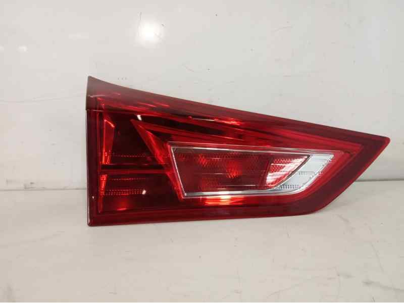 Recambio de piloto trasero izquierdo para toyota auris touring sports (e18) hybrid active referencia OEM IAM 05180238  