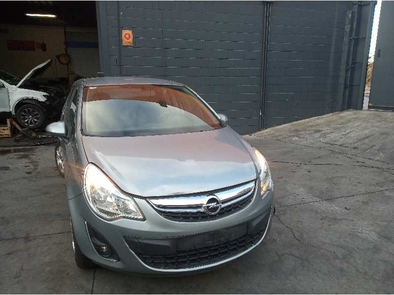 opel corsa d del año 2012