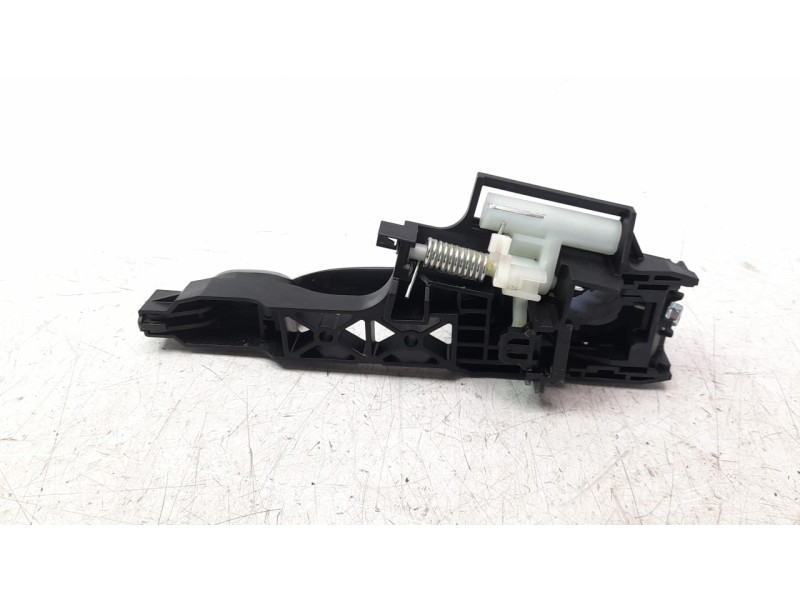 Recambio de maneta exterior trasera derecha para hyundai bayon bayon referencia OEM IAM 82661Q0010  