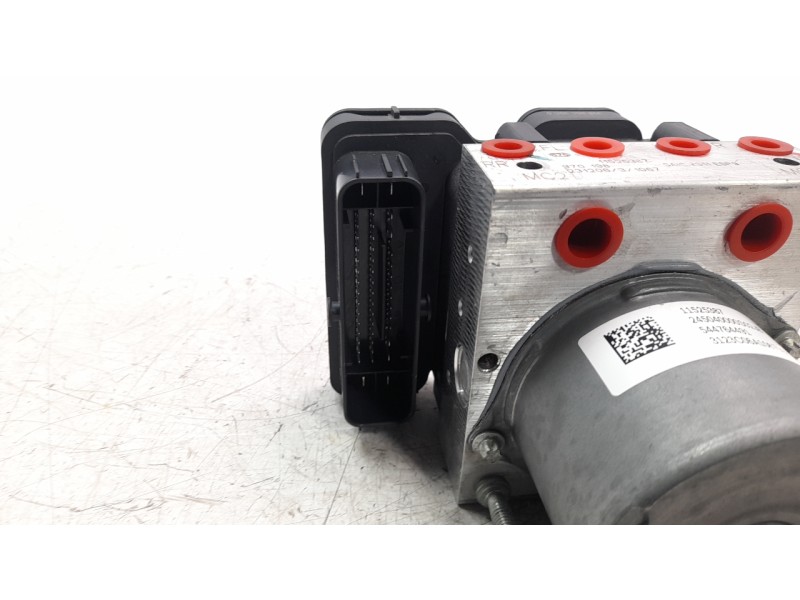 Recambio de abs para mg zs comfort referencia OEM IAM 10360004  