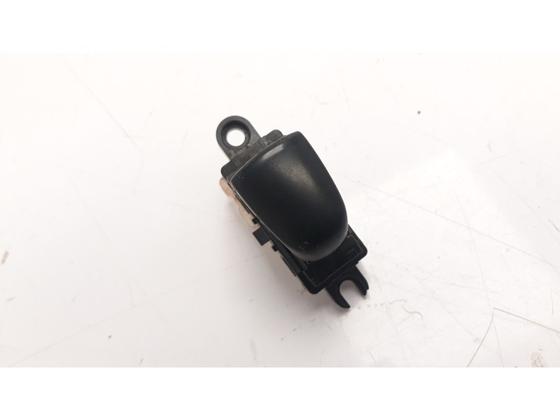 Recambio de mando elevalunas trasero derecho para nissan x-trail (t32) 1.6 dci turbodiesel cat referencia OEM IAM 254114CE0A  