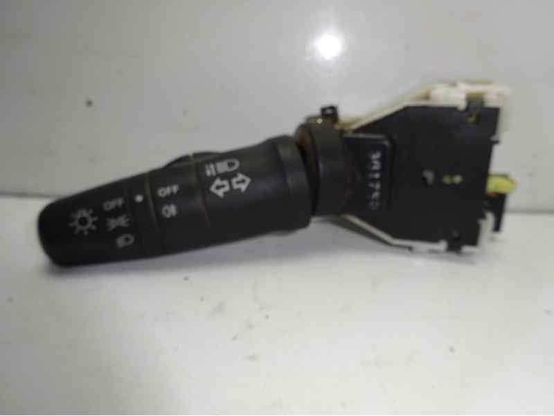 Recambio de mando intermitentes para nissan cabstar 09.06 referencia OEM IAM 361750  