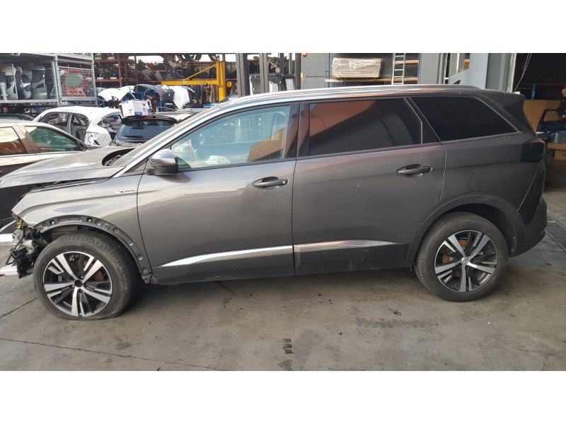 peugeot 5008 del año 2018