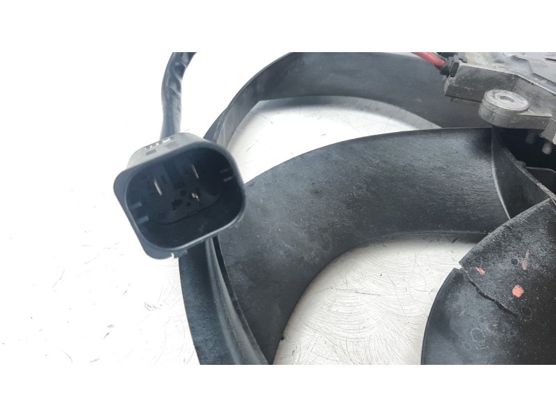 Recambio de electroventilador para bmw serie 4 gran coupe (f36) 420d referencia OEM IAM 864194602  