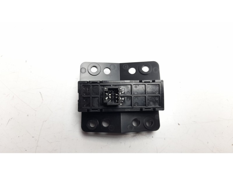 Recambio de interruptor para nissan pulsar (c13) acenta referencia OEM IAM   