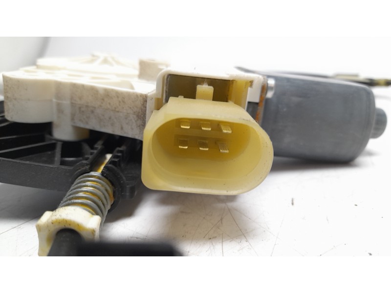 Recambio de elevalunas delantero derecho para bmw serie 4 gran coupe (f36) 420d referencia OEM IAM C13314104  