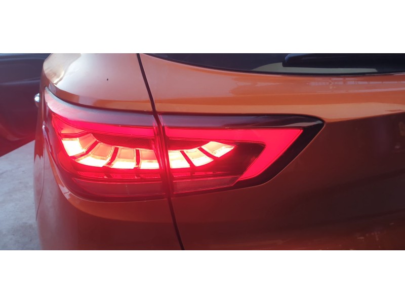 Recambio de piloto trasero izquierdo interior para mg zs comfort referencia OEM IAM 10571683  