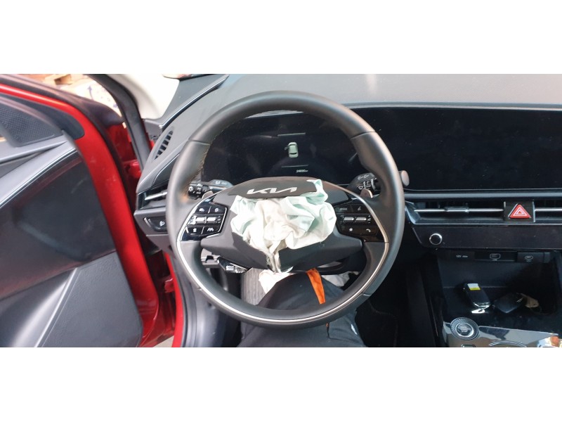 Recambio de volante para kia niro referencia OEM IAM 56100AT480CCV  