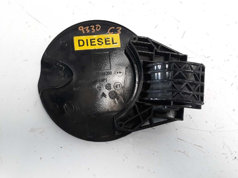 Recambio de tapa exterior combustible para citroen c3 1.4 hdi audace referencia OEM IAM 9683387780  