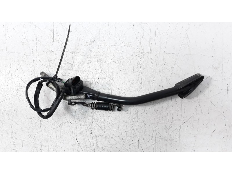 Recambio de caballete lateral para ducati scrambler referencia OEM IAM 55610871BA  