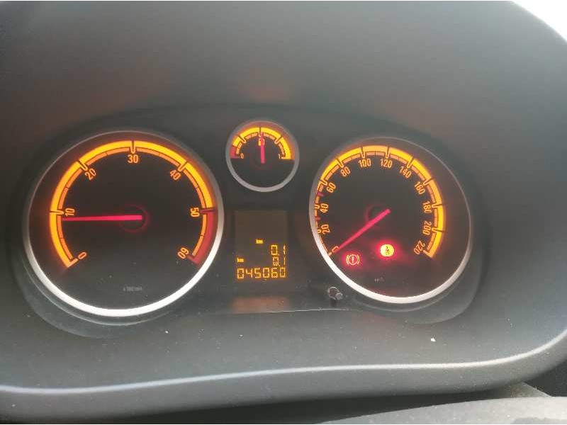 opel corsa d del año 2012