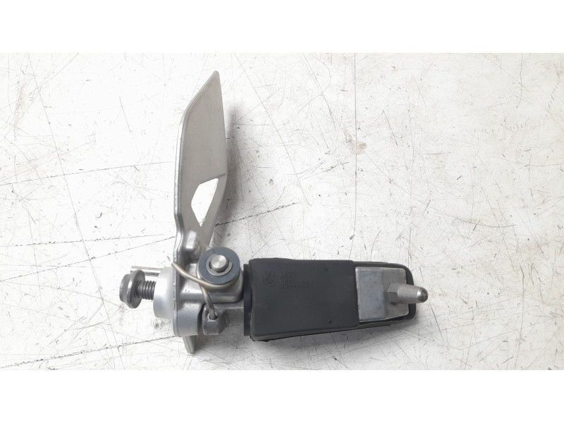 Recambio de estribo para bmw r 1250 rt r 1250 rt referencia OEM IAM 46718535642  