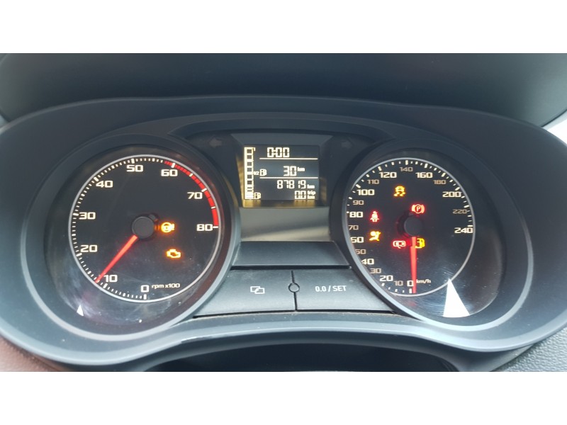 seat ibiza (6j5) del año 2014