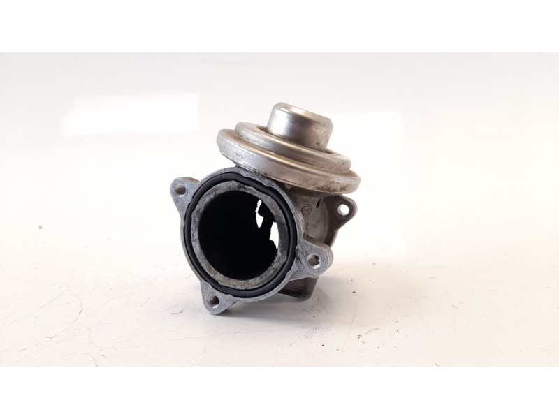 Recambio de valvula egr para seat ibiza (6l1) 1.4 tdi referencia OEM IAM 045129637A  