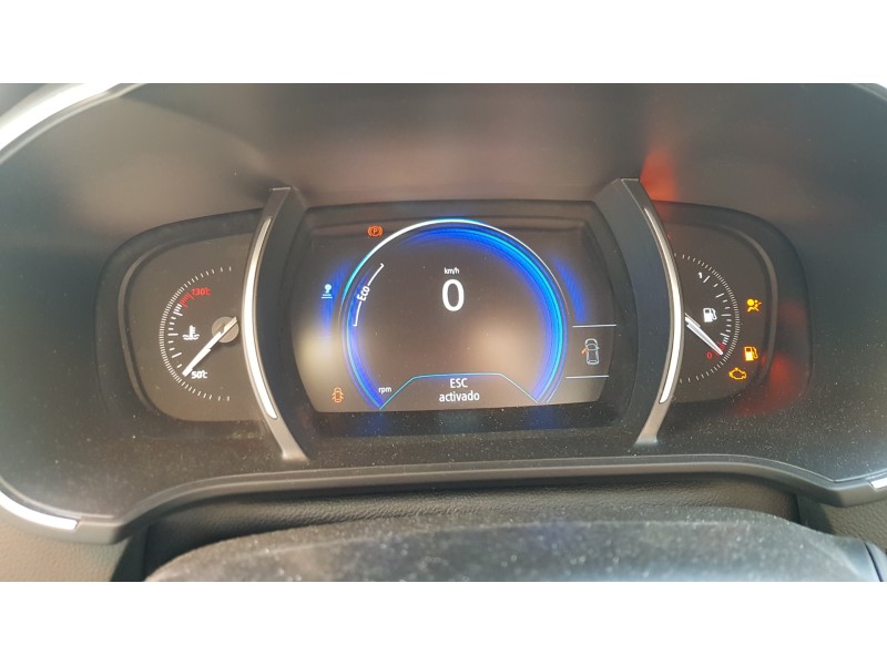 renault megane iv berlina 5p del año 2016