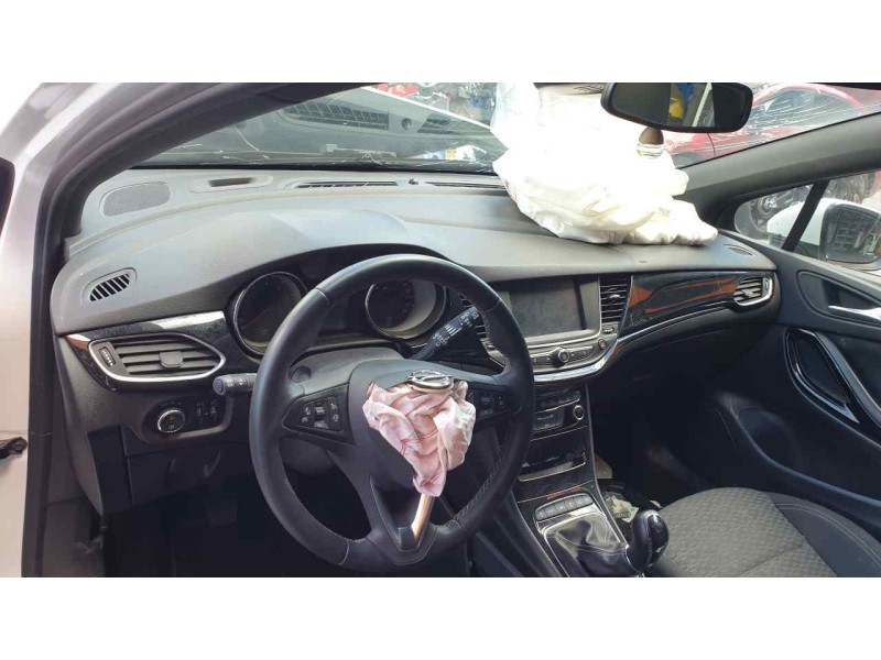 opel astra k lim. 5türig del año 2018