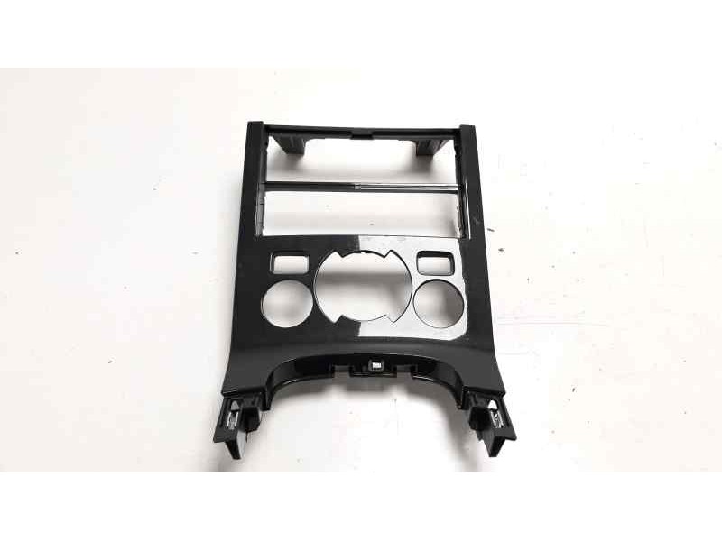 Recambio de moldura para peugeot 5008 allure referencia OEM IAM 9685099877  