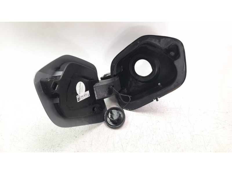 Recambio de tapa exterior combustible para opel corsa f 1.2 referencia OEM IAM 39167574  