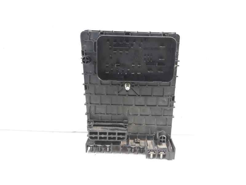 Recambio de caja reles / fusibles para volkswagen passat berlina (3c2) edition plus referencia OEM IAM 3C0937125  