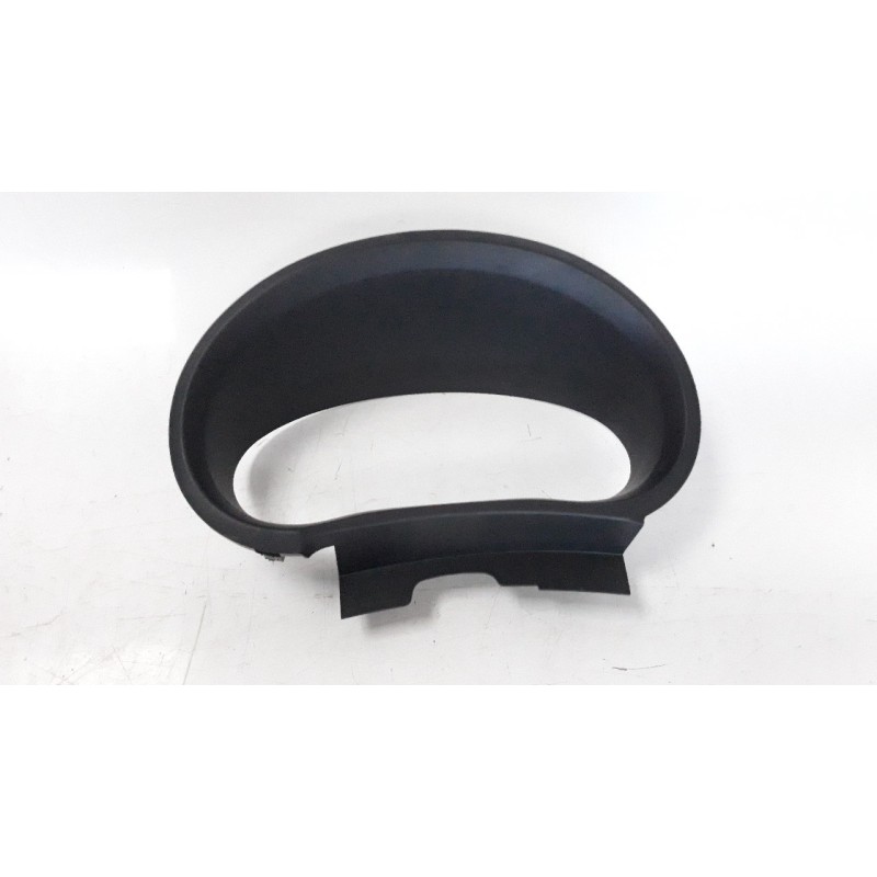 Recambio de moldura para mercedes-benz citan (w415) combi 109 cdi extralang (a3) (415.705) referencia OEM IAM 682400757R  