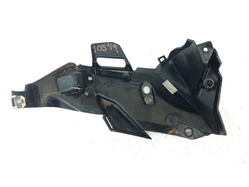 Recambio de moldura para bmw f 800 r f 800 r referencia OEM IAM 46638546348  