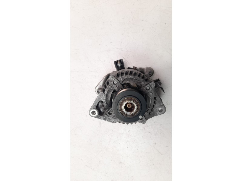 Recambio de alternador para honda hr-v (..) 1.6 dtec cat referencia OEM IAM MS1042118280 ALF210404 