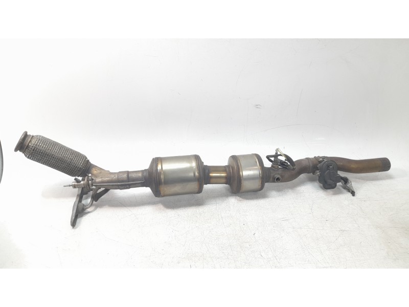 Recambio de catalizador para volkswagen passat variant (cb5) r-line referencia OEM IAM 05L131701P  