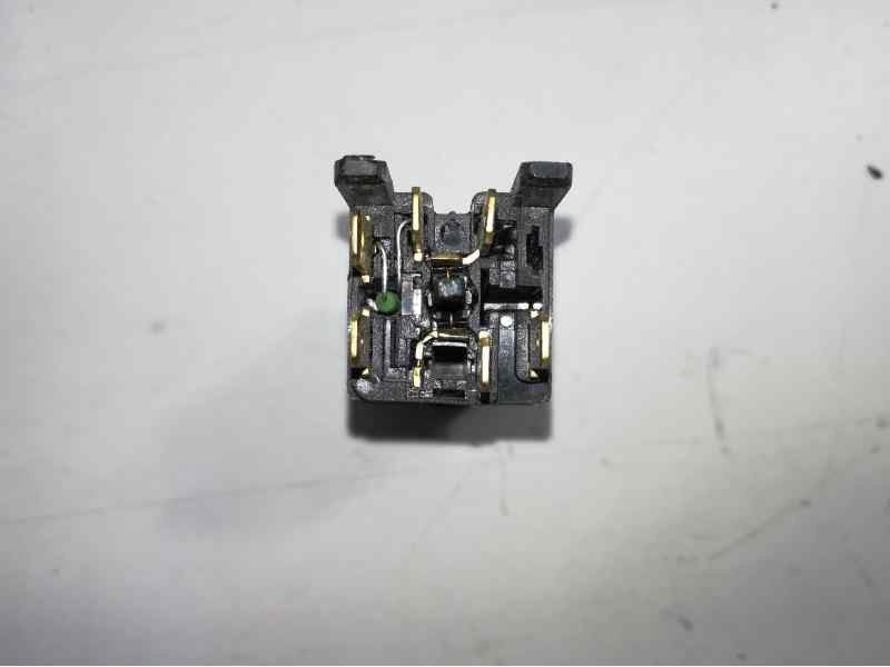 Recambio de mando luces para peugeot 205 berlina referencia OEM IAM   