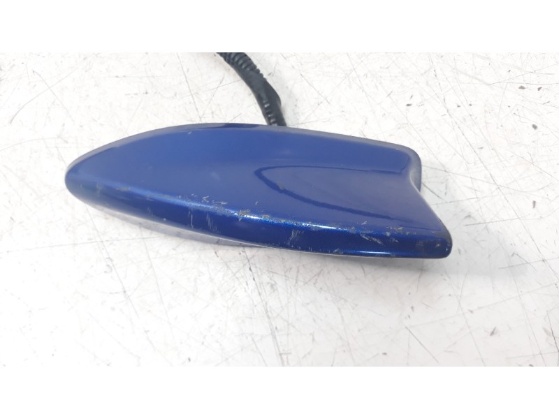 Recambio de antena para honda hr-v (..) 1.6 dtec cat referencia OEM IAM 39150T7WA01ZA  